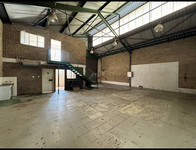 166M² WAREHOUSE TO LET IN ROBERTVILLE